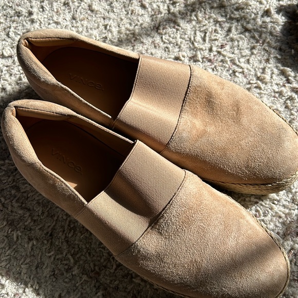 Vince loafers in a beautiful dusty pink color. - Picture 1 of 3